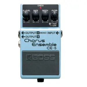 بوس CE-5 Chorus Ensemble -مؤثر للجيتار